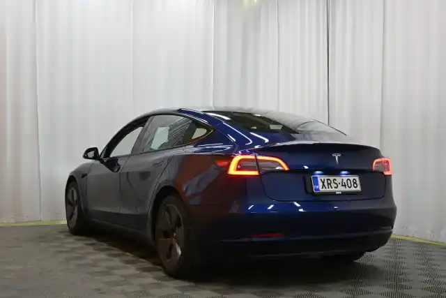 Sininen Sedan, Tesla Model 3 – XRS-408