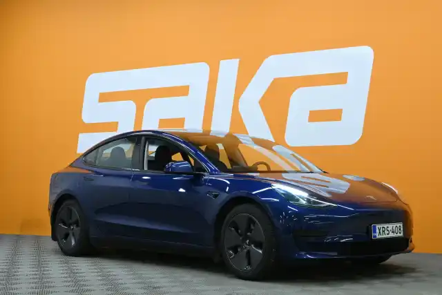 Sininen Sedan, Tesla Model 3 – XRS-408