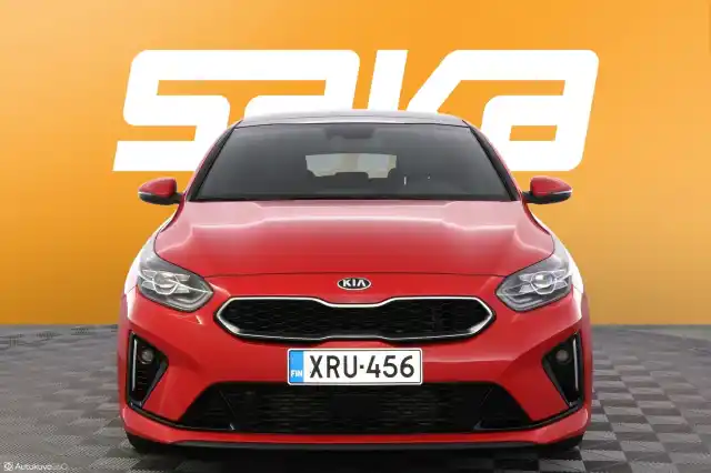 Punainen Farmari, Kia ProCeed – XRU-456
