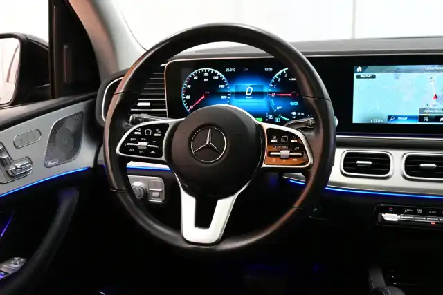 Musta Maastoauto, Mercedes-Benz GLE – XRX-734