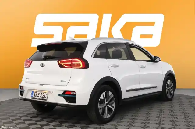 Valkoinen Farmari, Kia NIRO – XRZ-220