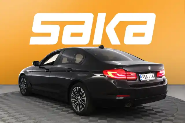 Musta Sedan, BMW 530 – XSA-114