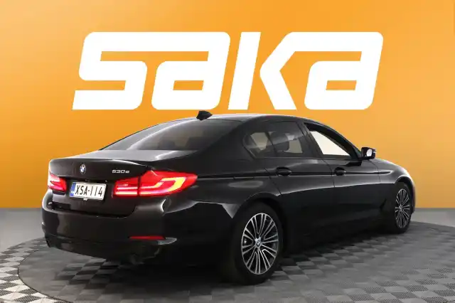 Musta Sedan, BMW 530 – XSA-114