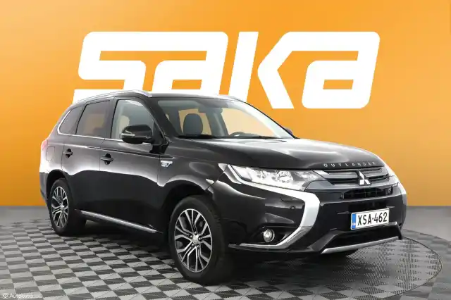 Musta Maastoauto, Mitsubishi OUTLANDER PHEV – XSA-462