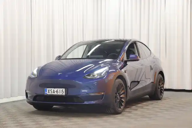 Sininen Maastoauto, Tesla Model Y – XSA-615