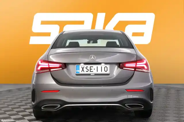 Harmaa Sedan, Mercedes-Benz A – XSE-110