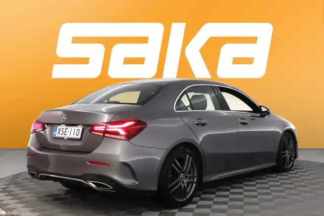 Harmaa Sedan, Mercedes-Benz A – XSE-110