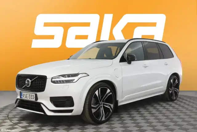 Valkoinen Maastoauto, Volvo XC90 – XSE-333