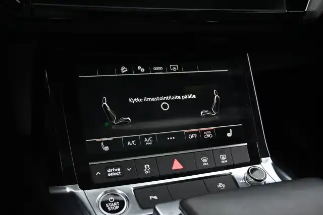 Musta Maastoauto, Audi e-tron – XSE-618