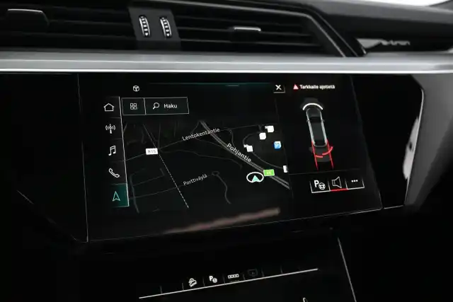 Musta Maastoauto, Audi e-tron – XSE-618