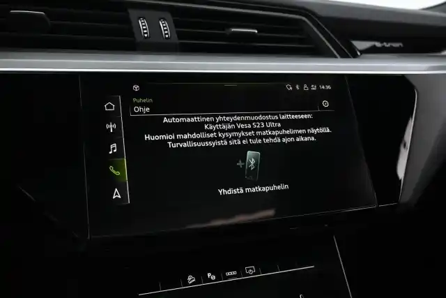 Musta Maastoauto, Audi e-tron – XSE-618
