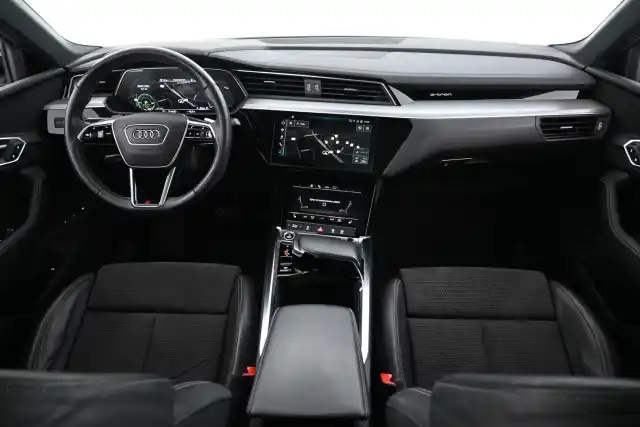 Musta Maastoauto, Audi e-tron – XSE-618