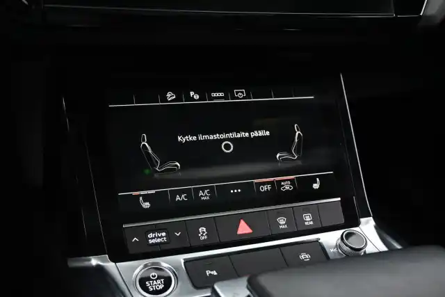 Musta Maastoauto, Audi e-tron – XSE-618