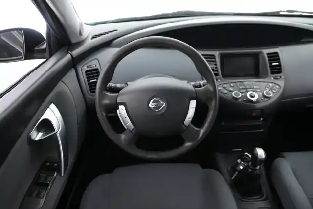 Musta Farmari, Nissan Primera – XSG-874