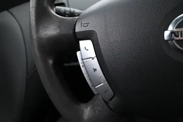 Musta Farmari, Nissan Primera – XSG-874