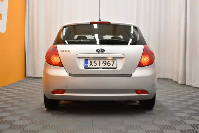 Hopea Viistoperä, Kia cee'd – XSI-967