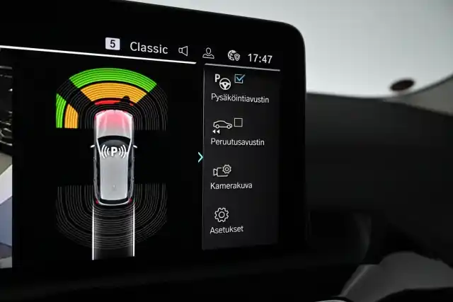 Musta Maastoauto, BMW X3 – XSK-703
