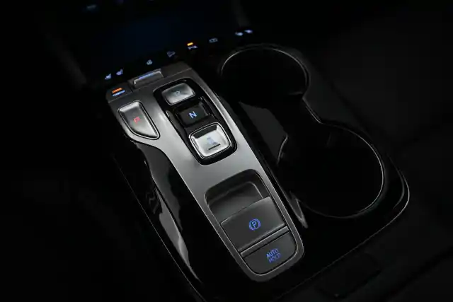 Harmaa Maastoauto, Hyundai Tucson – XSL-411