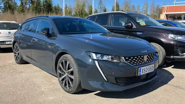 Harmaa Farmari, Peugeot 508 – XSO-552