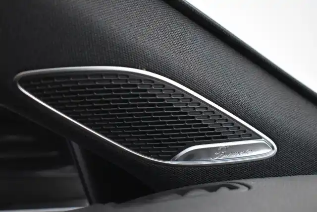 Musta Viistoperä, Mercedes-Benz A – XSR-398
