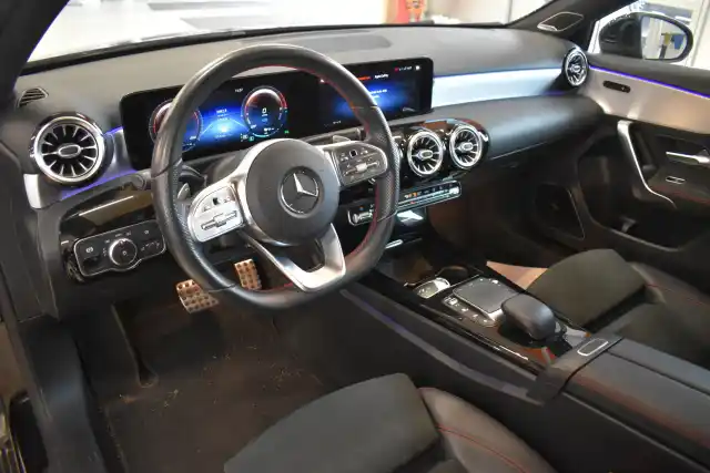 Musta Viistoperä, Mercedes-Benz A – XSR-398