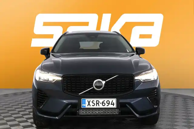 Sininen Maastoauto, Volvo XC60 – XSR-694