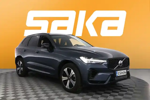 Sininen Maastoauto, Volvo XC60 – XSR-694