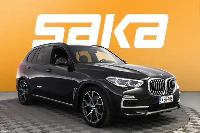 Musta Maastoauto, BMW X5 – XSR-706