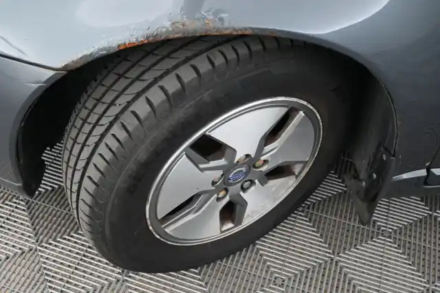 Harmaa Tila-auto, Volvo V50 – XSY-810