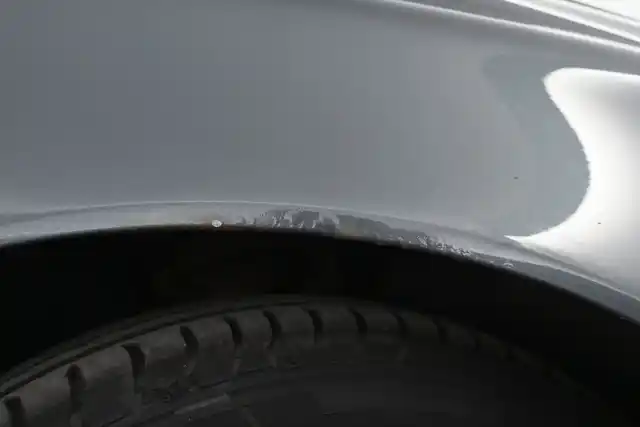 Harmaa Tila-auto, Volvo V50 – XSY-810