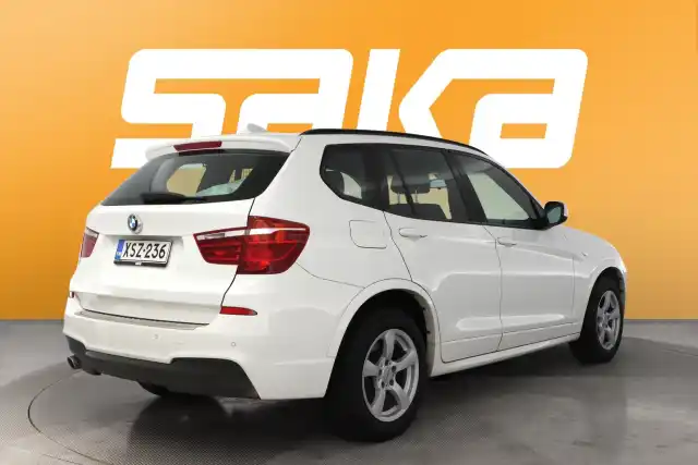 Valkoinen Maastoauto, BMW X3 – XSZ-236