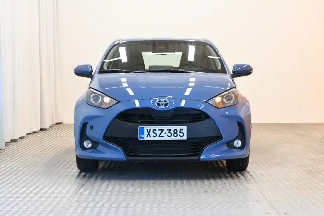 Sininen Viistoperä, Toyota Yaris – XSZ-385