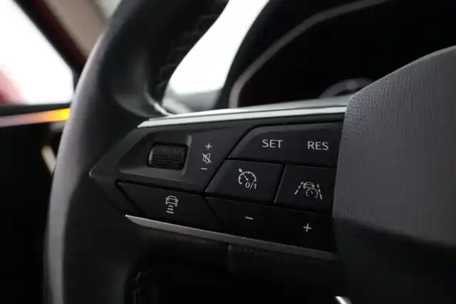 Punainen Farmari, Seat Leon Sportstourer – XSZ-608