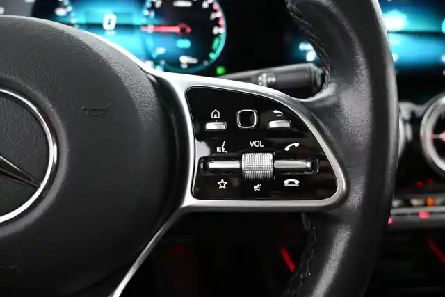 Valkoinen Farmari, Mercedes-Benz B – XTB-774