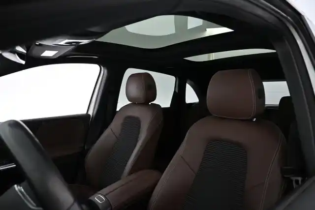 Valkoinen Farmari, Mercedes-Benz B – XTB-774
