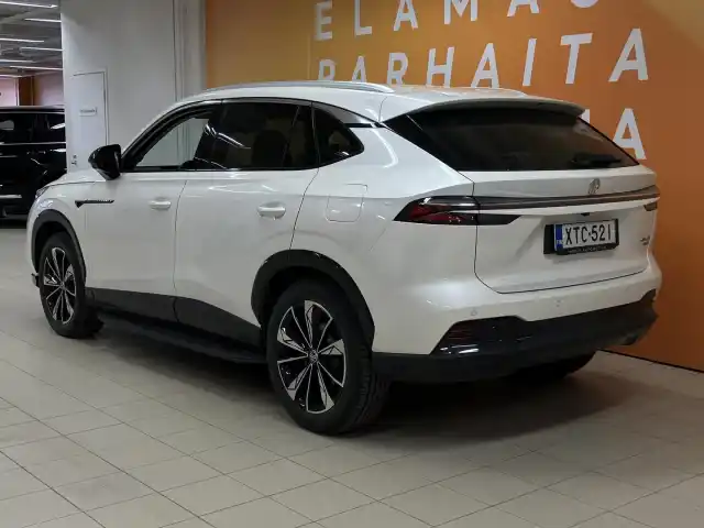 Valkoinen Maastoauto, MG HS – XTC-521