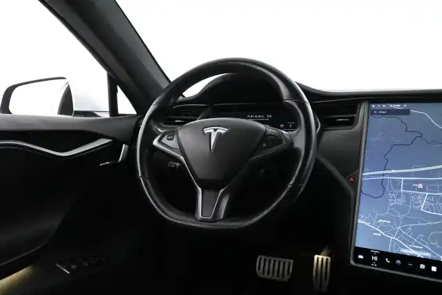Valkoinen Sedan, Tesla Model S – XTC-546