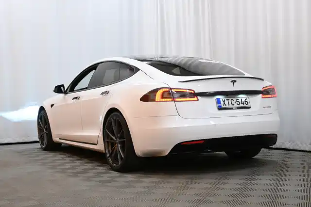 Valkoinen Sedan, Tesla Model S – XTC-546