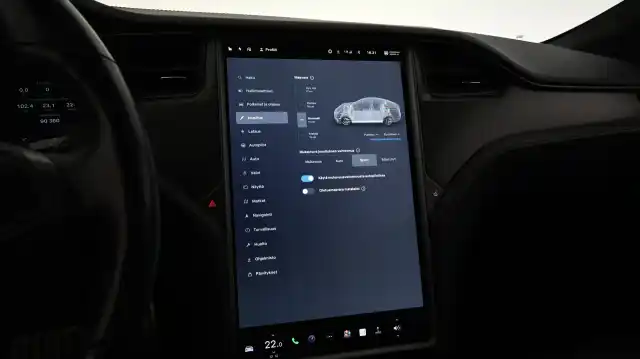 Valkoinen Sedan, Tesla Model S – XTC-546