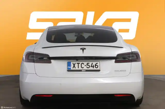 Valkoinen Sedan, Tesla Model S – XTC-546