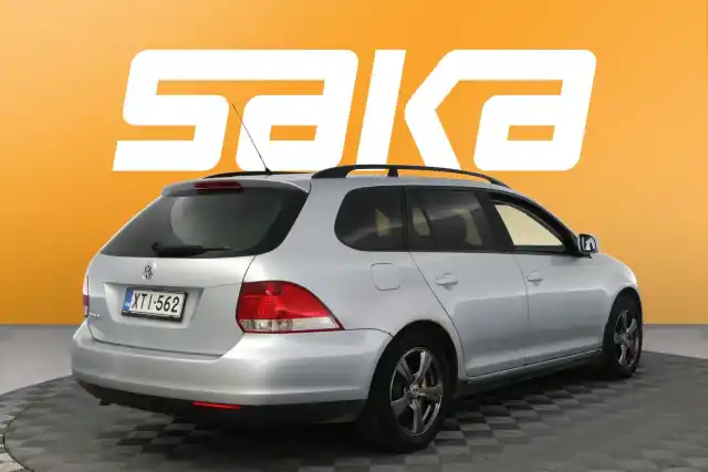 Harmaa Farmari, Volkswagen Golf Variant – XTI-562