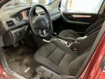 Punainen Tila-auto, Mercedes-Benz B – XUH-236, kuva 4
