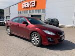 Punainen Sedan, Mazda 6 – XUV-228, kuva 1