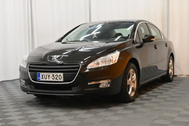 Ruskea Sedan, Peugeot 508 – XUY-320