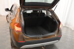 Sininen Maastoauto, BMW X1 – XUY-497, kuva 25