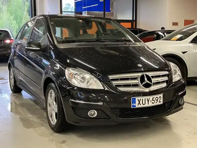 Musta Tila-auto, Mercedes-Benz B – XUY-592
