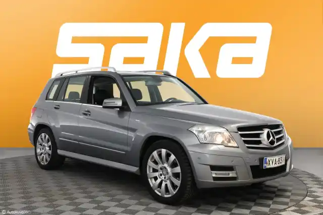 Harmaa Maastoauto, Mercedes-Benz GLK – XVA-831