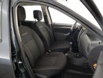 Harmaa Maastoauto, Dacia Duster – XVH-180, kuva 17