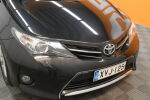 Musta Farmari, Toyota Auris – XVJ-125, kuva 10