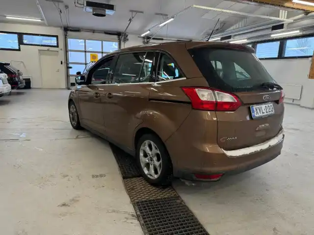 Ruskea (beige) Tila-auto, Ford Grand C-Max – XVL-220